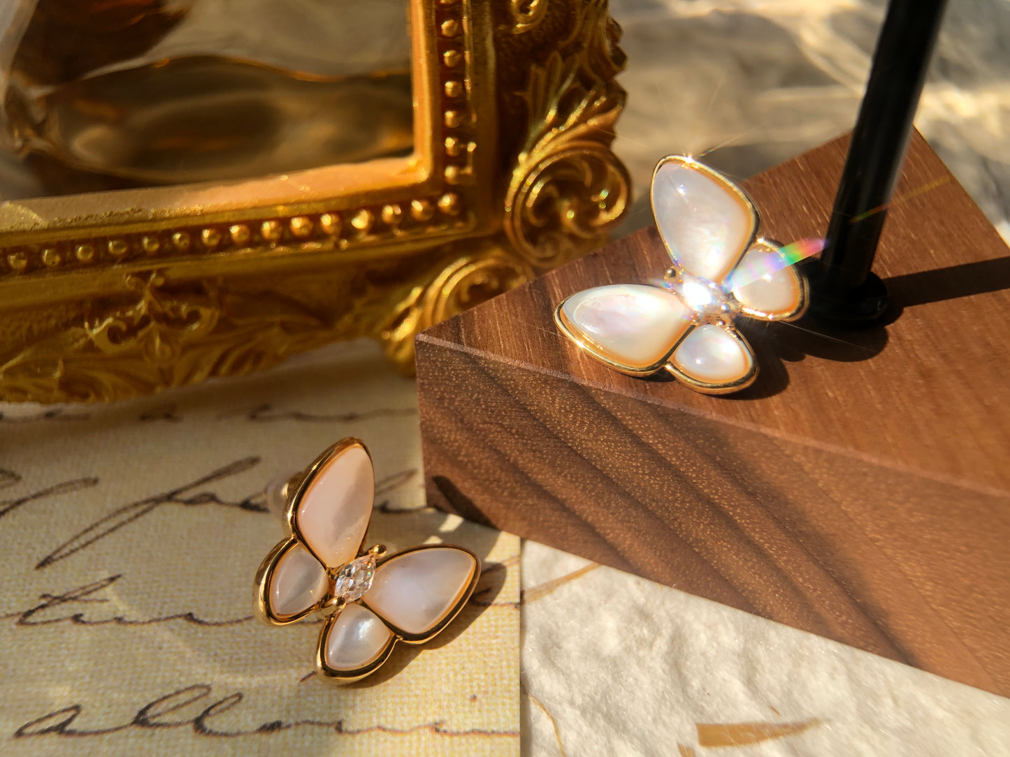 S925 silver needle earrings mother shell European and American niche design Internet celebrity super fairy temperament versatile earrings shell butterfly stud earrings
